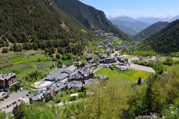 Spring view of Arinsal