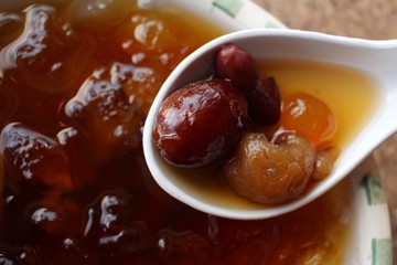 Chinese dessert of jujube with longan