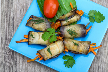 Eggplant rolls with carrot