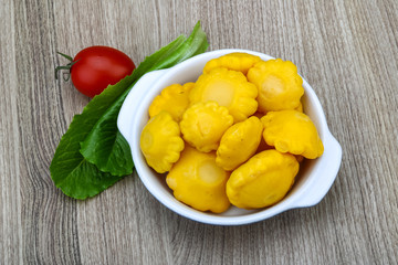 Pickled patissons