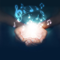 mani, note, musica, musicali, musicista © xyz+