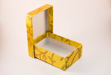 Geschenk Box öffnen
