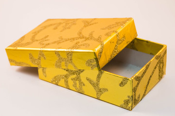 Geschenk Box öffnen