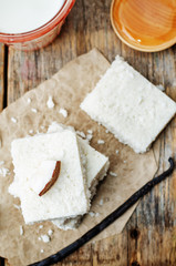 raw vegan coconut bars