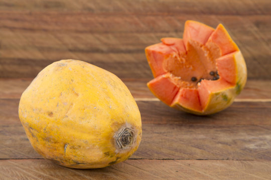 papaya carica deliciosa fruta
