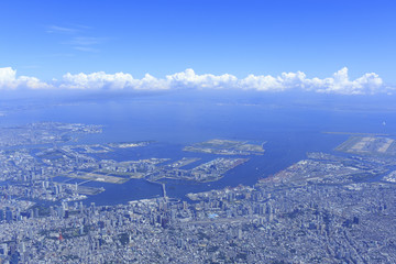 東京広域空撮／品川上空より湾岸を望む