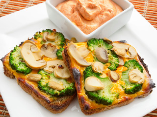 Toasts with broccoli and mushrooms