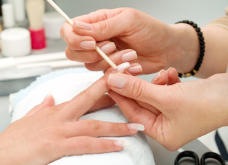 Obraz na płótnie Canvas Preparing manicure