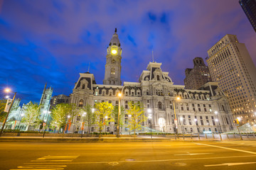 Fototapeta na wymiar Philadelphia historic City Hall building at twilight