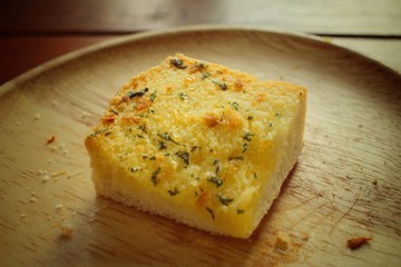 Garlic and herb bread