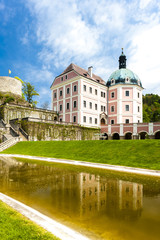 Fototapeta na wymiar palace Becov nad Teplou, Czech Republic