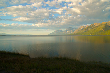 Fototapeta premium Sunrise at Jackson Lake