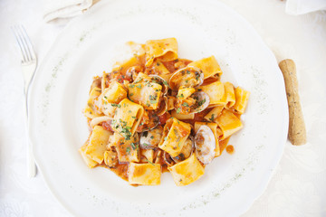 Calamarata ai frutti di mare