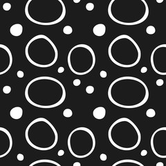Vector hand drawn black and white seamless pattern. Doodle