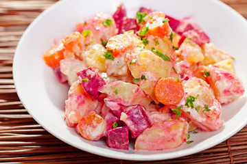 Potato and beet salad