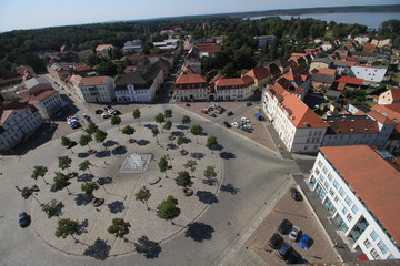 Neustrelitz, Blick vom Turm der Stadtkirche auf das spätbarocke symmetrische Ensemble des...