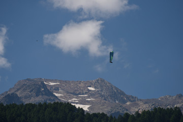 paracadutismo parapendio volare montagna