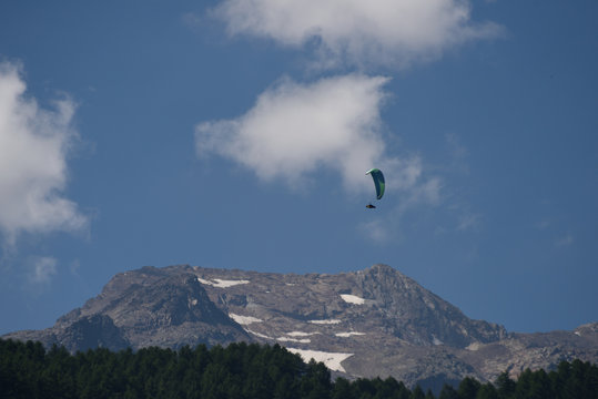 paracadutismo parapendio volare montagna