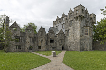 Fototapeta na wymiar Irland Burg Donegal Castle