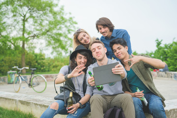 Fototapeta premium Group of young multiethnic friends having fun