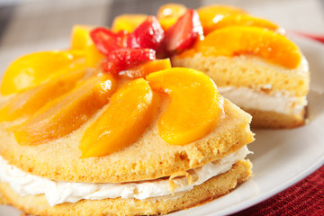 Vanilla cake with peaches