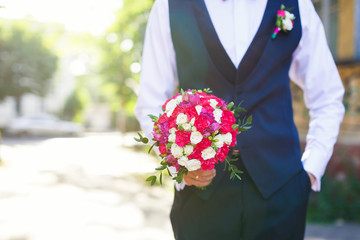 Man with wedding bouquet