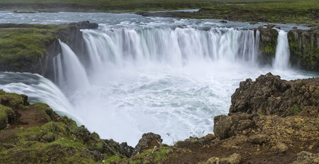 Fototapeta premium waterfall in canyon in Iceland