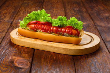 American food - hot dog with tomatoes