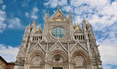 Naklejka premium Siena Cathedral/ Facade of Saint Mary of the Assumption