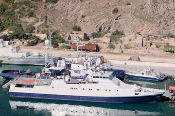 The image of milittary ship