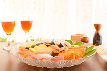 おいしそうなお寿司とお酒