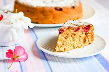 apple charlotte cake decorated with flowers