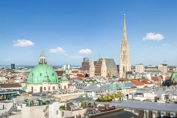 Foto op Plexiglas Uitzicht over de skyline van Wenen met de Stephansdom, Wenen, Oostenrijk © mRGB