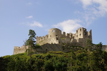 Fototapeta na wymiar Castle Ruin Ehrenberg In Reutte Austria