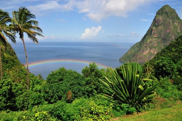 Fototapeta na wymiar Rainbow over the ocean by the Ption in St. Lucia