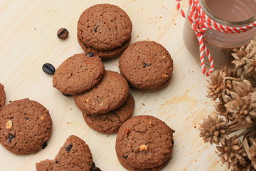 Chocolate chip cookies and cocoa drinks