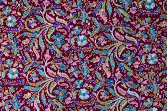 Traditional paisley pattern cashmere pashmina sample