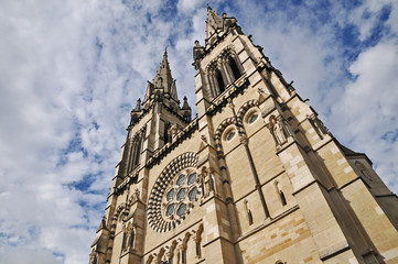 Fototapeta premium Moulins, la cattedrale- Alvernia, Francia