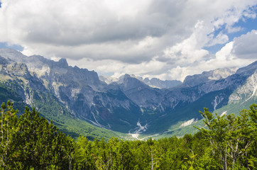 Fototapeta premium Widok Albańskich Alp