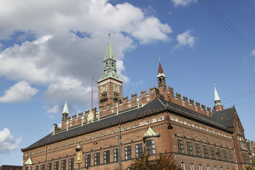 Fototapeta na wymiar Hôtel de ville à Copenhague, Danemark