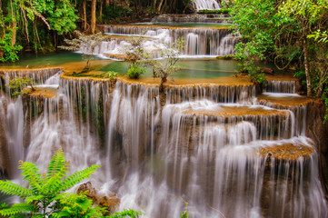 Fototapeta na wymiar Huay Mae Kamin Waterfall National Park, Kanchanaburi, Thailand