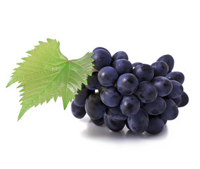 Fototapeta premium Grape with leaves isolated on white background