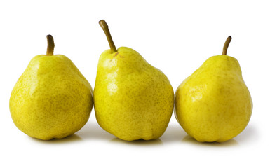 Fototapeta na wymiar Ripe green yellow pears isolated on white