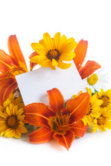 bouquet of yellow and white daisies