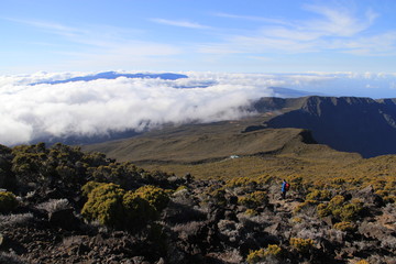 mer de nuages au piton des neiges