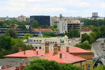 Obraz premium Vilnius city view from Cathedral belfry in Cathedral place