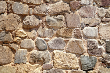 Laying from stones of various shapes
