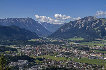 Fototapeta na wymiar Reutte in Tirol