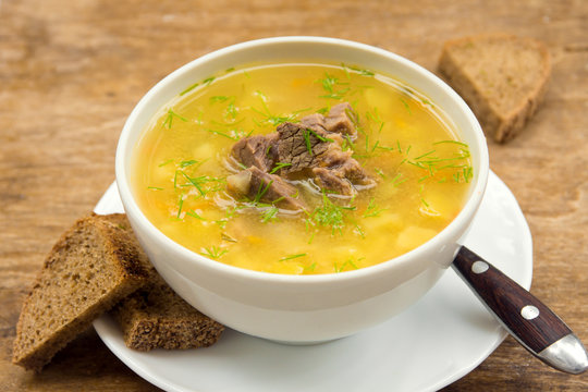 pea soup with meat
