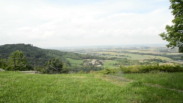 Blick von der Burg Waldenburg Hohenlohe Richtung Autobahn A6
